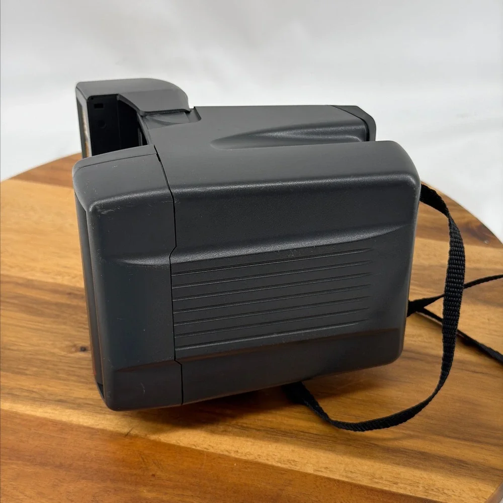 Polaroid OneStep Closeup Camera Black Instant 600 Film Flash Not Tested